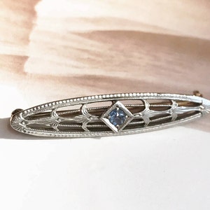 Antique 1920's Sapphire Bar Pin | 14K gold filigree simulated sapphire brooch | small blue stone bride hair pin | Art Deco pin