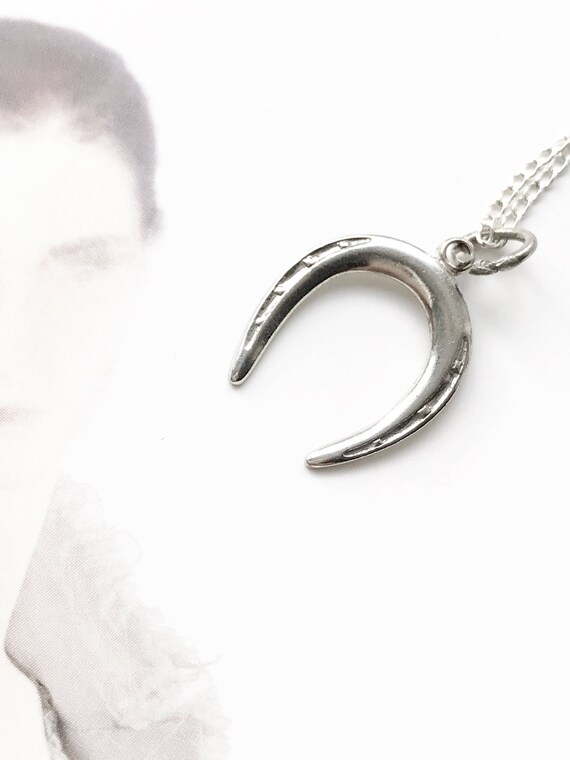 Vintage horseshoe charm necklace | sterling silver