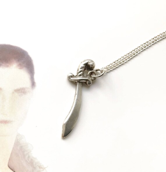 Vintage sword charm necklace | sterling silver vin