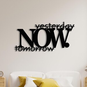 Póster de pared con frase motivadora, arte de pared de metal, decoración de pared con texto, decoración de oficina, letrero de pared de metal para gimnasio, regalo de inauguración de la casa, decoración minimalista con texto