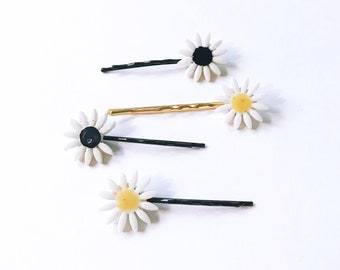 Daisy Flower Bobby Pins