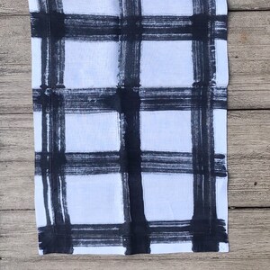 Table Runner | Black and White