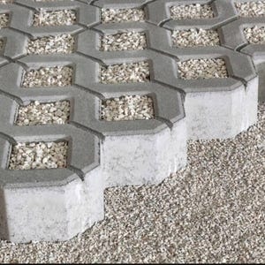 Eco Parking - Plastic Mold for Making Concrete Paving Slabs and Garden Stepping Stones