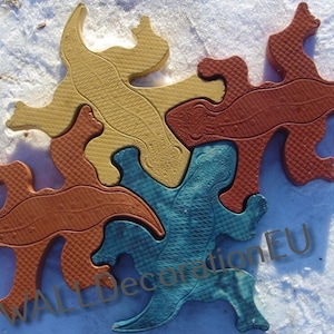 Lizard plastic molds for concrete paving slabs, Stone pattern, Concrete garden stepping stone, Path Yard, garden walkway.