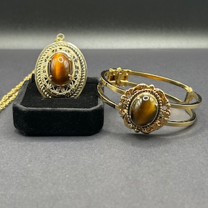 Costume Jewelry Set with Gemstone Necklace and Bangle Bracelet