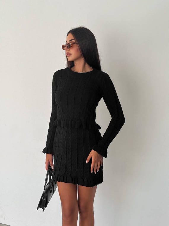 Knitted Two-piece Set With a Cropped Sweater and Mini Skirt