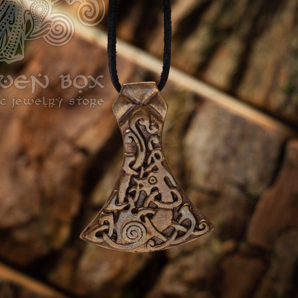 Bronze Perun's Axe Pendant: Norse Style. Symbolizes Strength, Protection, and Victory. For Mythology, History, Antique Weapon Enthusiasts.