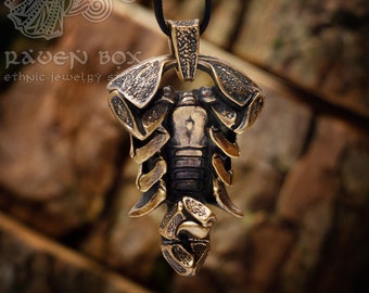 Collar enorme con forma de Escorpión: colgante del horóscopo zodiacal. Joyería hecha a mano para hombres rockeros, punks y moteros, pieza de estilo gótico.