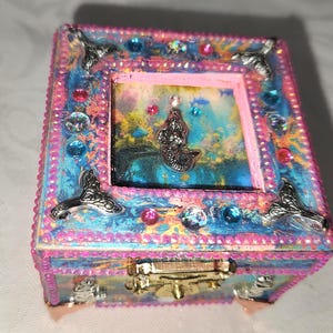 Pretty Pink Mermaids Glass Top Trinket Box