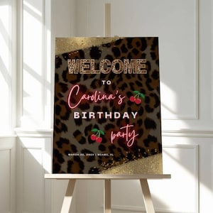 Letrero de bienvenida de cumpleaños con estampado de guepardo: tablero de cerezas con leopardo editable, póster de decoración para fiesta de pijamas de noche de chicas, plantilla de Canva para pancarta imprimible