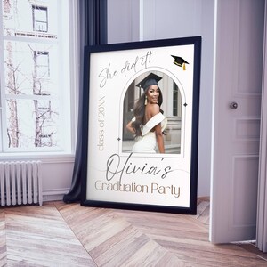 Graduation Party Welcome Sign with Photo, Editable Canva Template, Custom Grad Decor Poster, Printable Personalized Board, Class of 2026 image 8