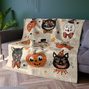 Vintage Halloween Crushed Velvet Blanket Black Cat Blanket Spooky Primitive Halloween Pumpkin Throw Blanket Cute Retro Halloween Decor