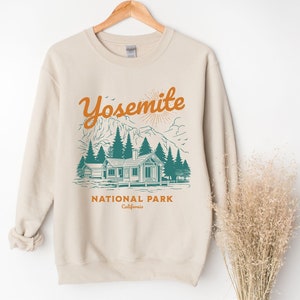 Yosemite National Park Sweatshirt - National Parks Shirt, Retro Camping Sweater, Gift for Him, Travel Souvenir, Outdoors Adventure, 50s 60s