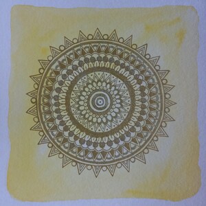 ENKELT, semplicità - Mandala giallo e oro - Vibrazioni ad alta frequenza