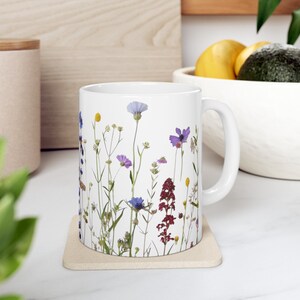 Floral Ceramic Mug - Elegant Coffee Mug featuring a Stunning Floral Design, Gift for Her, Delightful Coffee Mug with a Charming Floral Print