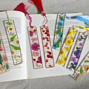 Daisy Wildflower Resin Bookmark, Real Dried Daisy Flowers, Bookmark for Women, Custom Bookmark, Gift for Book Lover