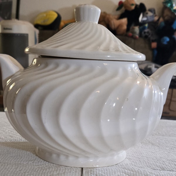 Vintage  White Soup Tureen With Lid