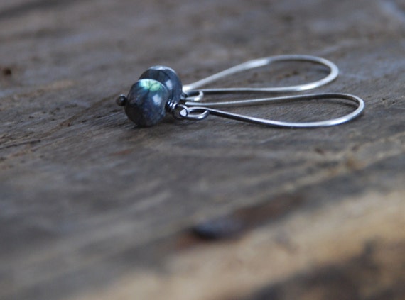 diy minimalist earrings