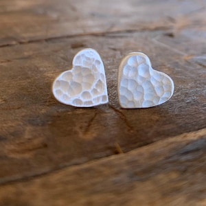 Amore Stud Earrings- Fine Silver Heart Post Earrings. Hammered. Handmade. Choice of 4 finishes.