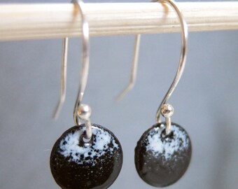 Small Circle Ombre Enamel Earrings, Black and White Kiln Fired Glass Enamel, Sterling Silver Hooks, Small Dangle Earrings