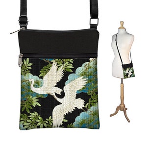 Bolso bandolera pequeño con estampado de garzas, estilo japonés, con flores asiáticas, estilo bohemio, bandolera, color azul, verde y negro, QCK