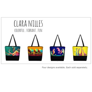 Puede incluir: Cuatro bolsas de tela coloridas con diferentes dise&ntilde;os. Las bolsas presentan un pulpo, caballitos de mar, loros y jirafas. El texto "CLARA NILLES COLORFUL. VIBRANT. FUN" est&aacute; en la parte superior de la imagen.