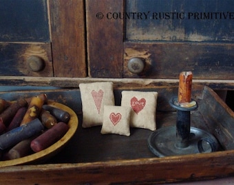 Patrón de punto de cruz de Pinkeeps con corazón de San Valentín primitivo en PDF