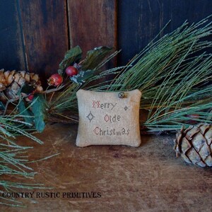 Primitive Merry Olde Christmas Bowl Filler Ornie Cross Stitch E Pattern PDF