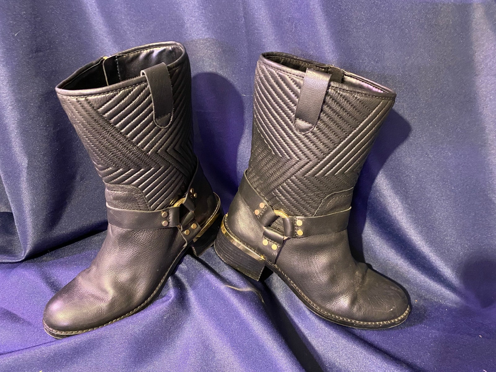 Vince Camuto fashion Purple Snake Ankle Boots 10