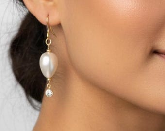 Pendientes colgantes de oro con perlas y conchas, elegantes joyas para novias y damas de honor.