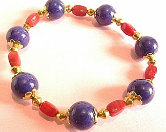 Red and Purple Stretch Bracelet, Dark Purple Stone Beaded Jewelry, Red Glass Beads, February Birthday Jewelry Gift, Christmas Bracelet