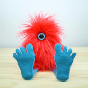 Nervous Nelly Plush Monster Toy- Red