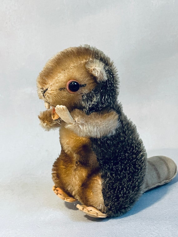 Steiff Vintage Beaver. Manufactured Between 1950 and 1980s. in