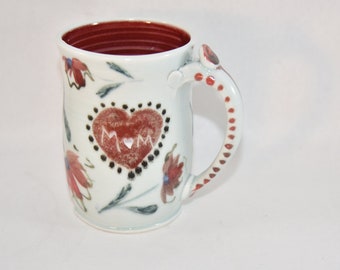 Extra Large 24 ounce Ceramic Mug with MOM in a Red Heart. Beer Mug Handmade Pottery, Tea cup, Coffee mug, Cappuccino mug.