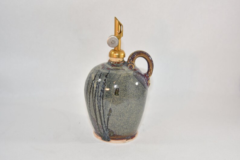 Olive oil cruet. Pouring bottle, ewer, or decanter or dispenser image 3