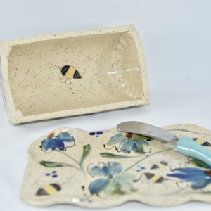 Save the Bees Lidded Butter Dish. Bumblebee Lover Butter Keeper. Butter Tray with Lid. Ceramics and Pottery 9th Anniversary Gift. image 9