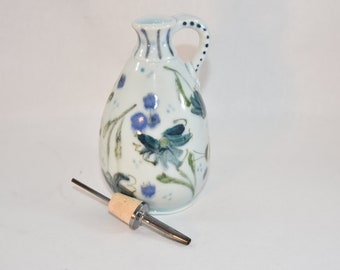 Bottle, ewer, olive oil decanter or cruet in Save the Bees design