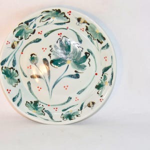 Bee-Themed Stoneware Bowl for Pasta, Soup, Salad, Ramen & Cereal - Handcrafted Eco-Friendly Gift