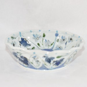 Pottery Pie Pan with Blue Flowers, Quiche Baking Pan, 9th Anniversary Gift Baking Dish image 4