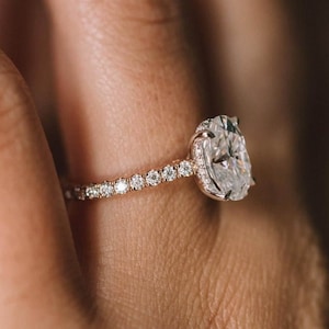 Oval Cut Hidden Halo Engagement Ring, 18K Rose Gold Wedding Ring, Anniversary Gift, Proposal Ring, Bridal Ring, Gift for Wife, Dainty Ring.