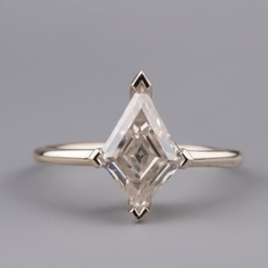2.00 Carat White Moissanite Kite Cut Ring, Engagement Ring, Solitaire Ring, Solid 14K Rose Gold Ring, Antique Moissanite Ring, Wedding Ring