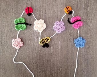 Springtime Garland Crochet Pattern, PDF Download, Seasonal Home Decor