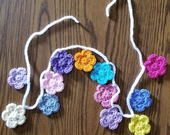 Flower Garland Crochet Pattern, PDF Download, Home Decor Pattern