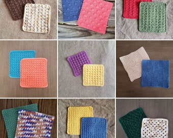 Puede incluir: Una colección de 10 paños de cocina de ganchillo en varios colores y patrones, incluyendo verde, azul, rojo, amarillo, marrón y blanco.
