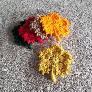 Maple Leaf Applique Crochet Pattern, PDF Download, Autumn Embellishment
