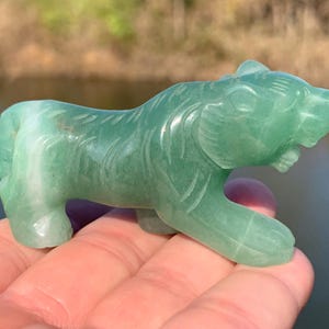 3.1&#39;&#39;+ Natural Aventurine quartz,quartz crystal,hand carved,Crystal Tiger,Tiger skull,Home Decoration Crystal Gifts 1pc