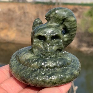 3.1&#39;&#39;+ Natural Green Jade quartz,quartz crystal,hand carved,Crystal Snake,Snake skull,Home Decoration Crystal Gifts 1PC