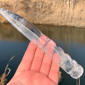 8,6&#39;&#39;+ natuurlijk helder kwarts, kwartskristal, met de hand gesneden, kristallen mes, dolkschedel, kristalmonster, luxe decoratie kristalgeschenken 1 st