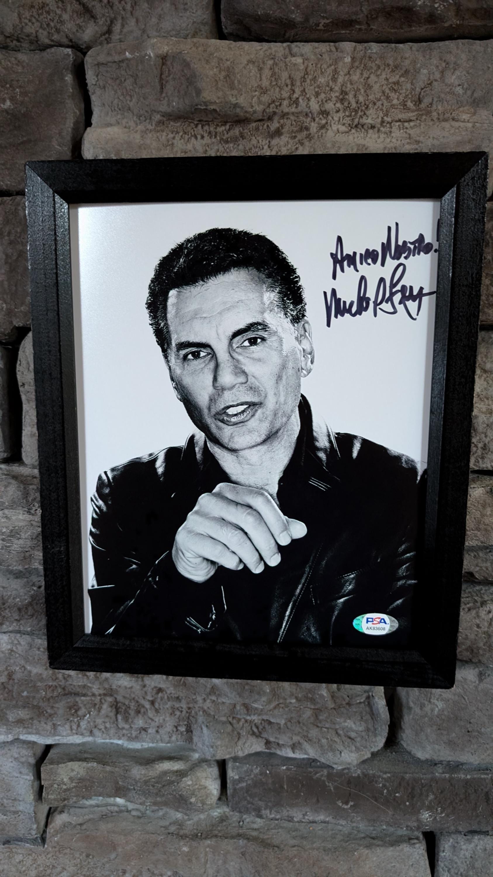 マイケル・フランゼーゼのサイン入りマフィアのボス、ヤッピー・ドン 8