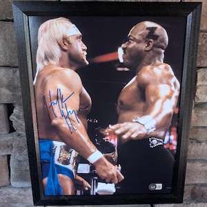 Autographed Hulk Hogan 11x14 inch framed photo with certificate of authenticity from Beckett